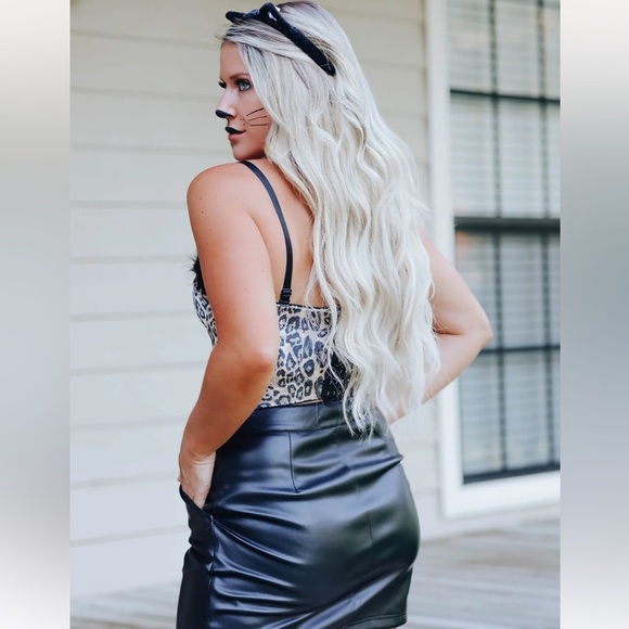 Women’s FURRY BLACK/LEOPARD CORSET COSTUME TOP | NEW/NWT!!😸😻🖤😸😻 - Picture 7 of 10